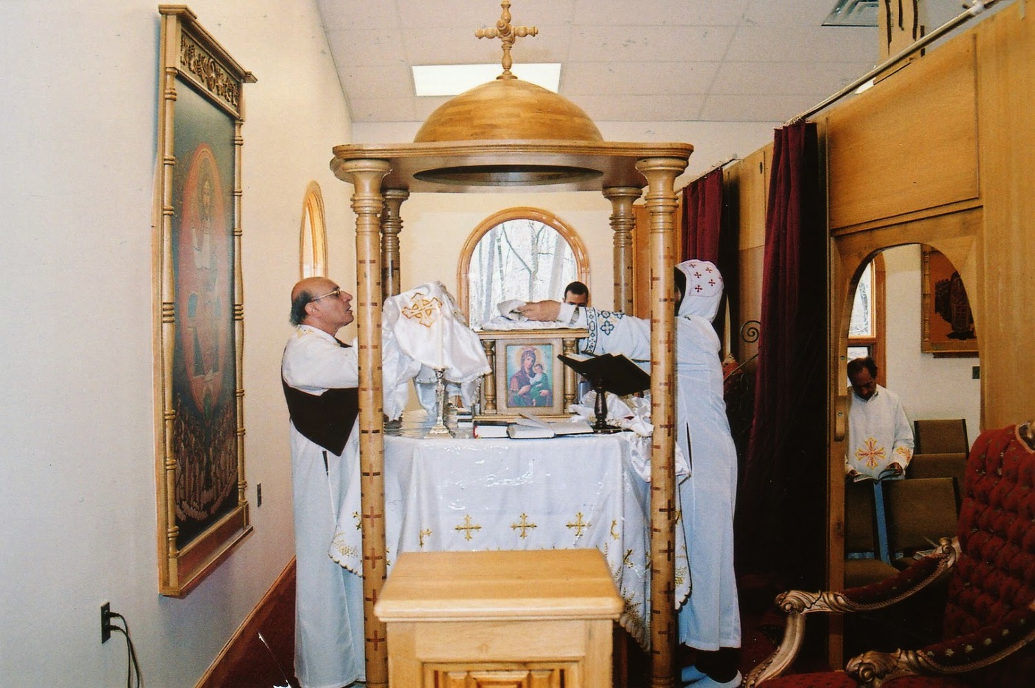 <p>القداس القبطي الأرثوذكسي</p>